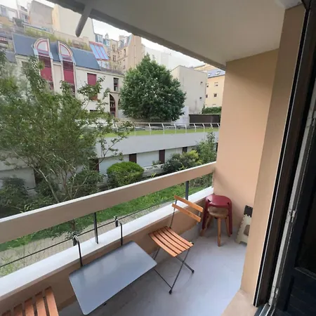 Apartment Grand 27m2 Jaures Avec Balcon *